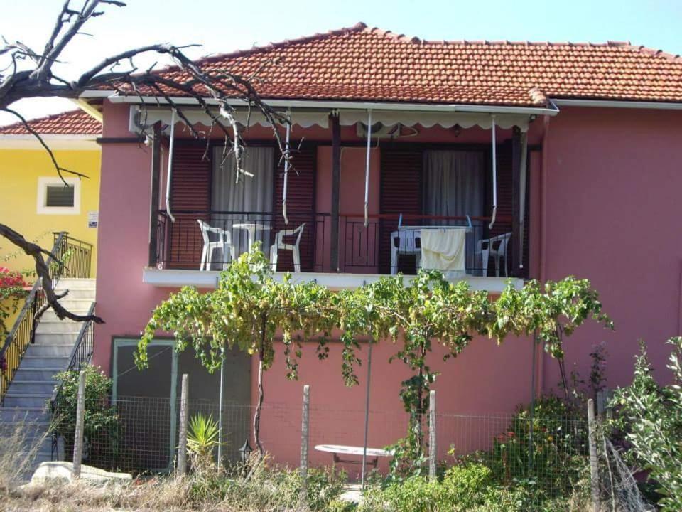 Eros Appartments Kalamitsi  Exterior photo